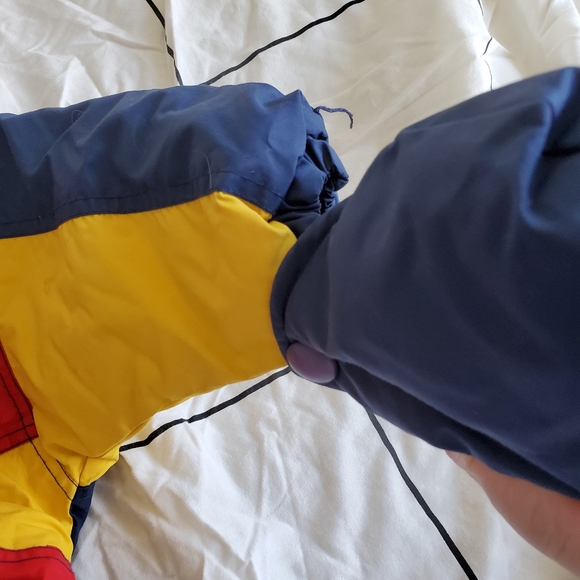 Oshkosh B'gosh Snowsuit Size 18 Months - Picture 3 of 9